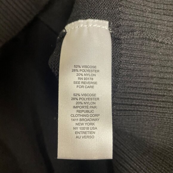 T Tahari Raised 3D Floral Crochet Detail Short Sleeve Sweater Sz LG Puff Sleeve - Picture 7 of 8